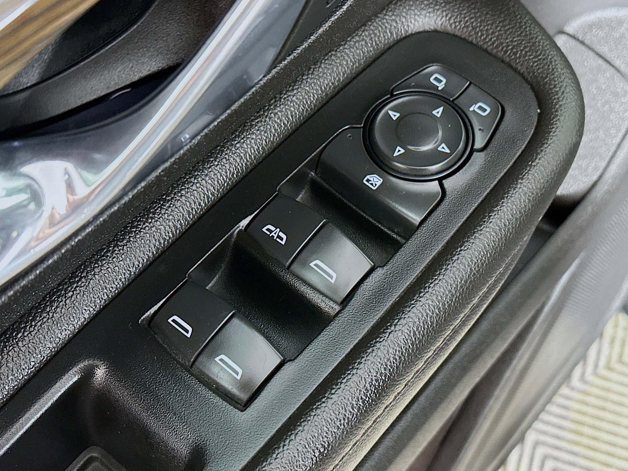 Used 2019 GMC Terrain SLE w/ Driver Convenience Package image 17