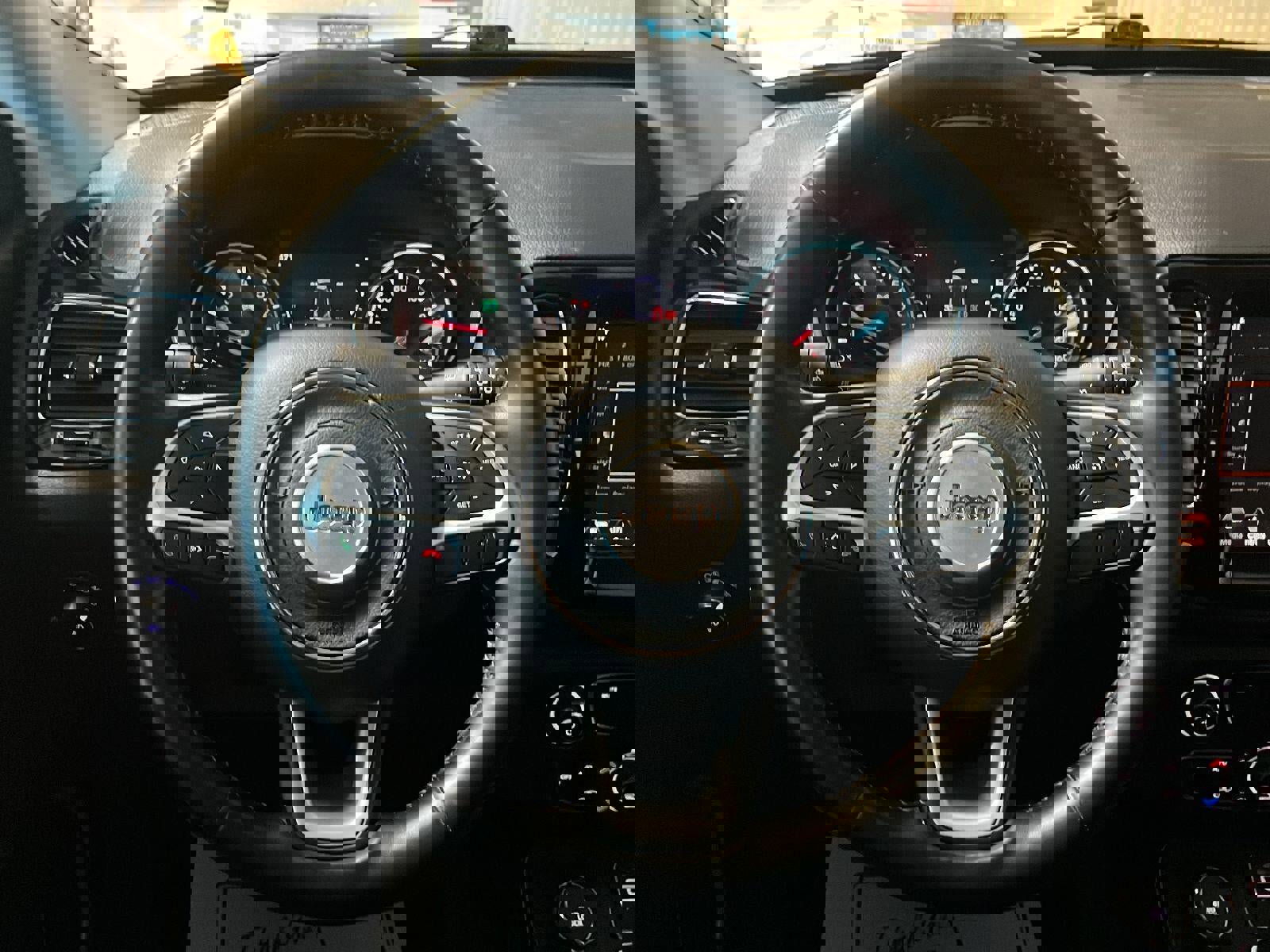 Used 2019 Jeep Compass Limited image 15