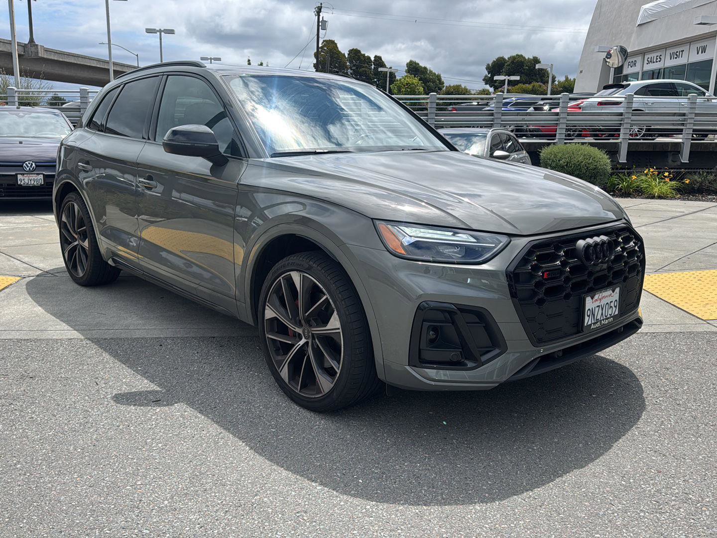 Used 2024 Audi SQ5 Premium Plus w/ Premium Plus Package AWD/4WD image 4