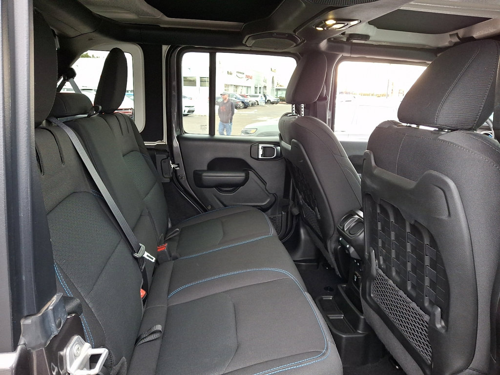 Used 2022 Jeep Wrangler Unlimited Rubicon 4xe w/ Cold Weather Group image 15