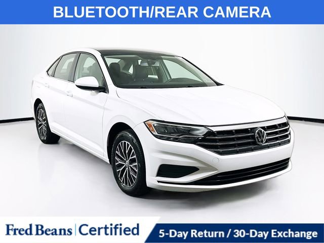Used 2020 Volkswagen Jetta SE w/ SE Cold Weather Package image 1