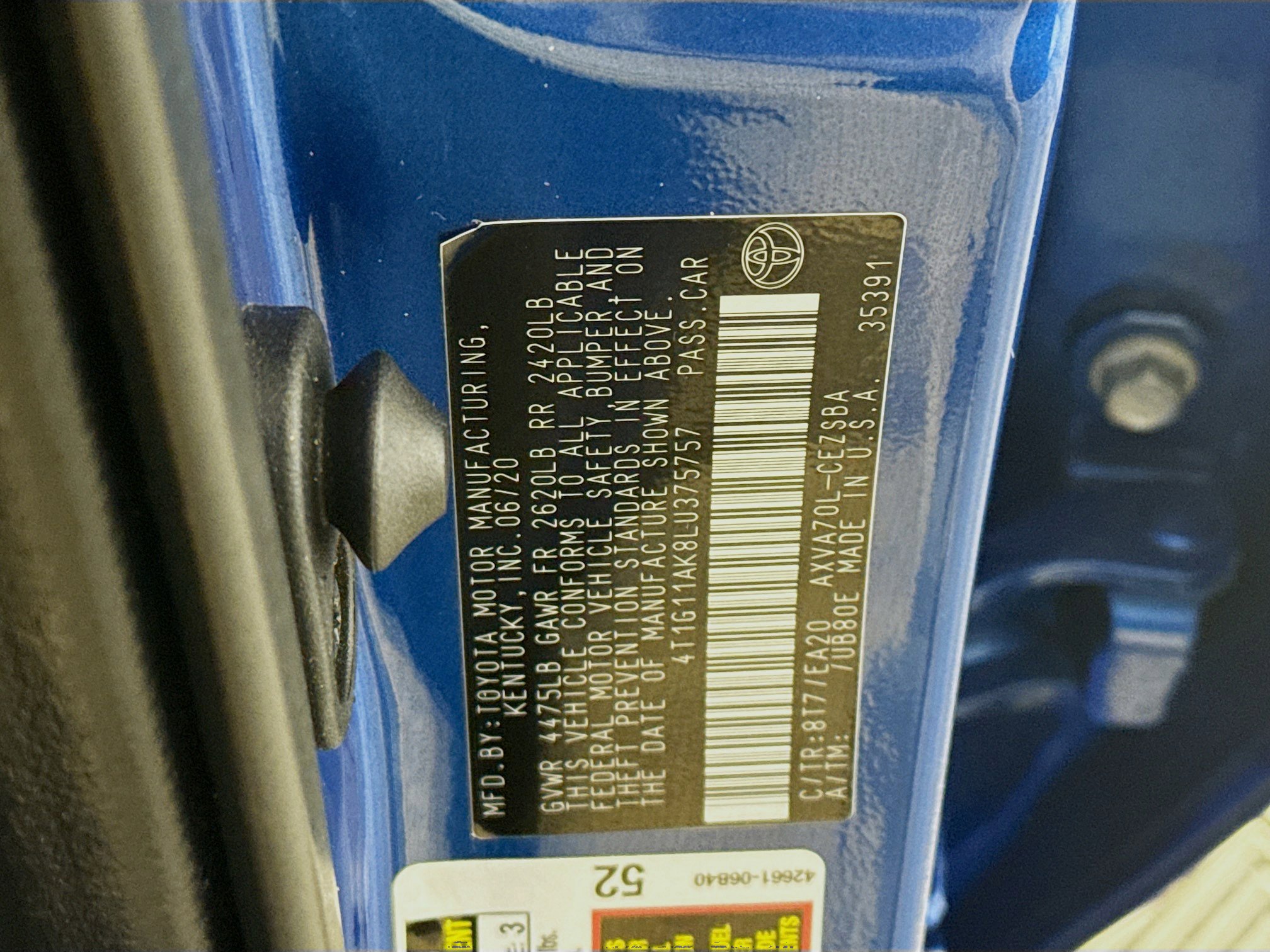 Used 2020 Toyota Camry SE w/ Carpet Mat Package image 39