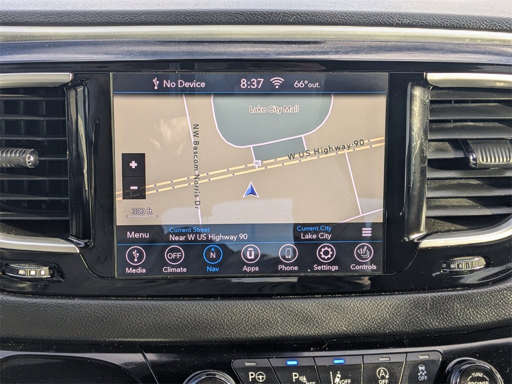 Used 2020 Chrysler Pacifica Touring-L Plus image 31