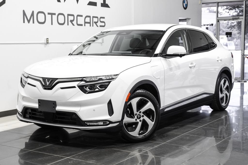 Used 2023 VinFast VF 8 Eco AWD/4WD image 6