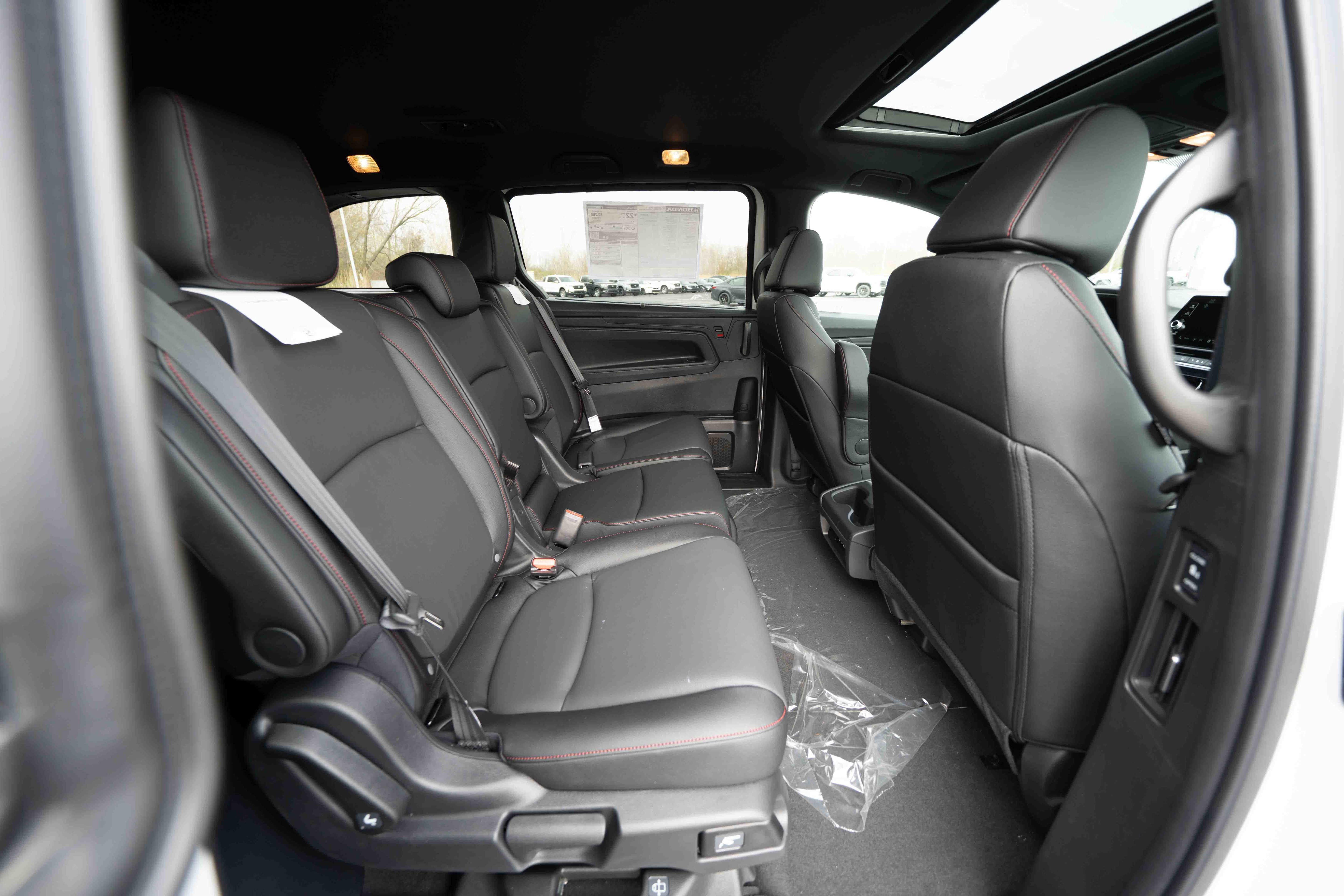 New 2026 Honda Odyssey Sport-L image 25