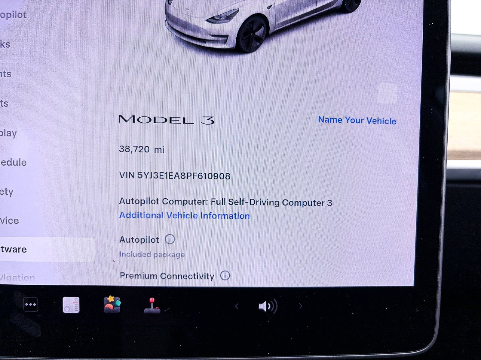 Used 2023 Tesla Model 3 Standard Range image 24