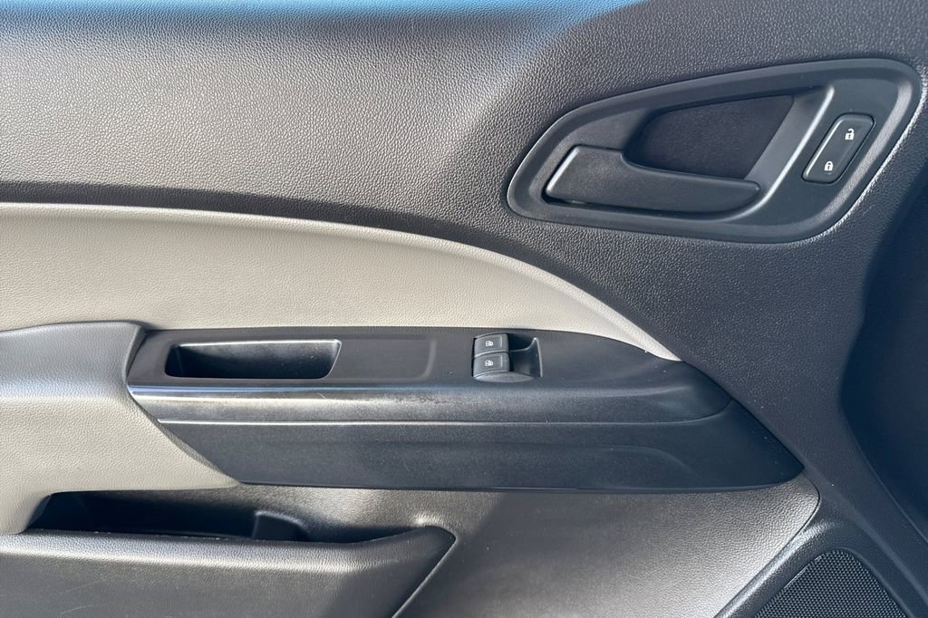 Used 2019 Chevrolet Colorado W/T image 17