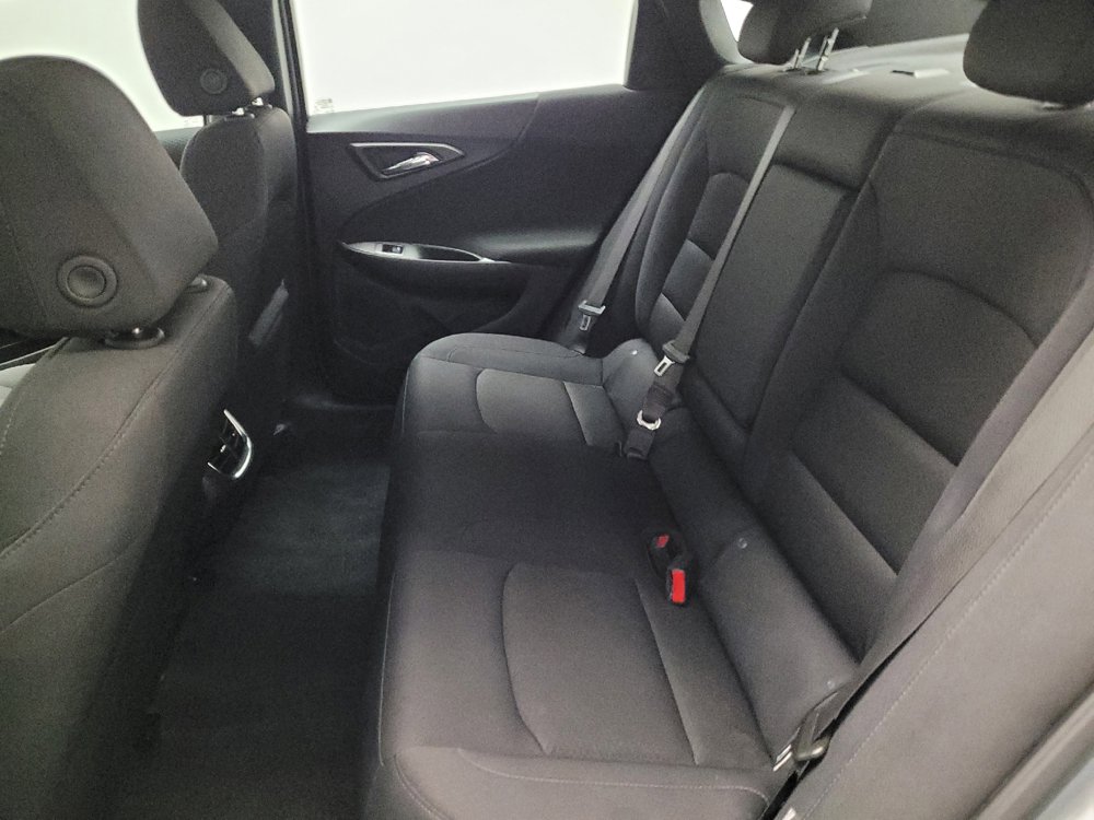Used 2025 Chevrolet Malibu LT FWD image 18