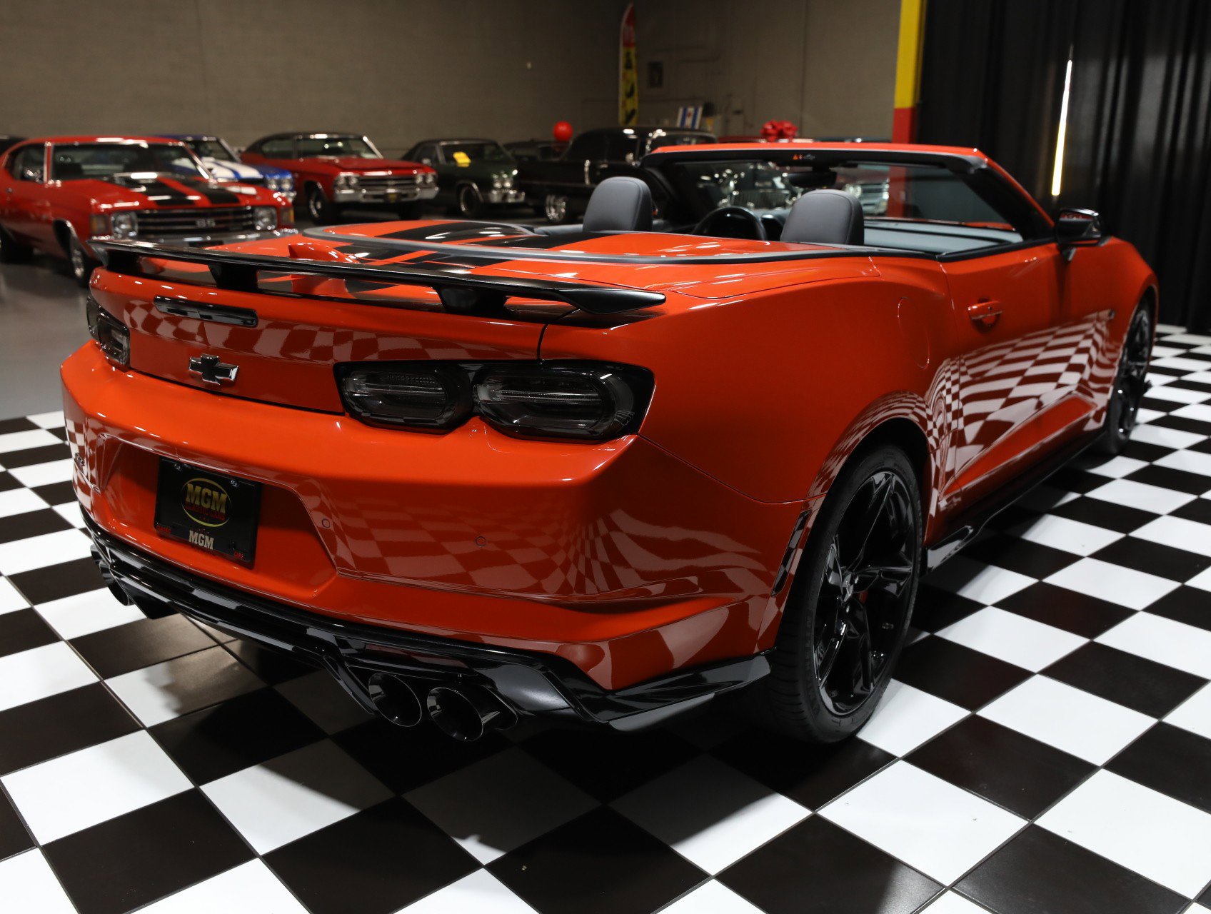 Used 2020 Chevrolet Camaro SS RWD image 29