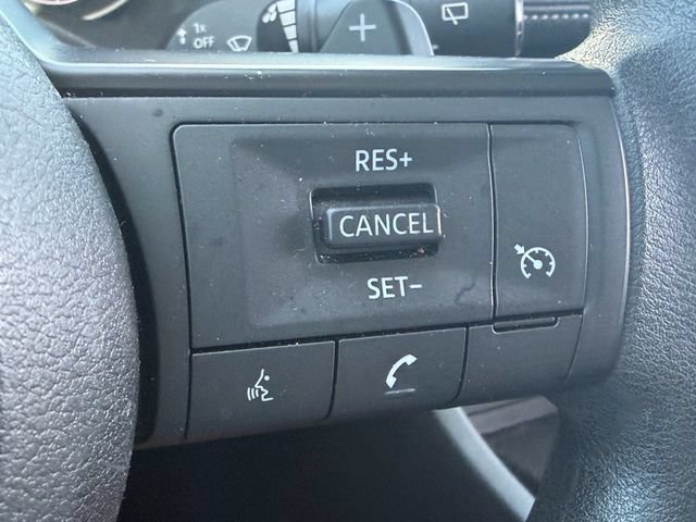 Used 2024 Nissan Rogue S FWD image 26