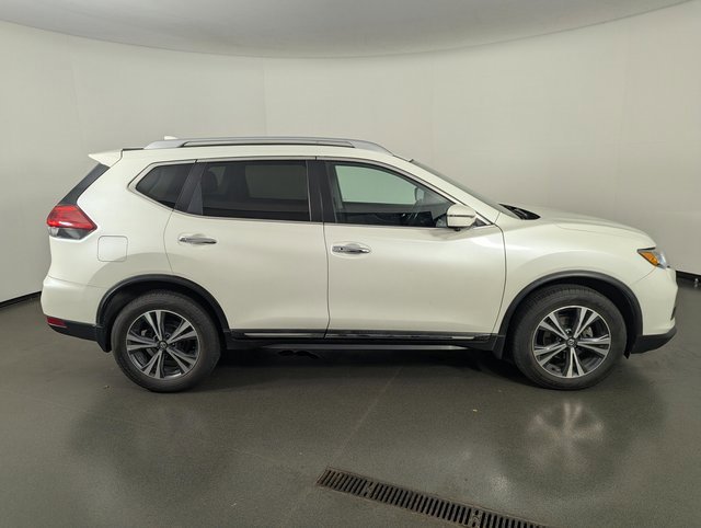 Used 2017 Nissan Rogue SL w/ SL Premium Package image 8