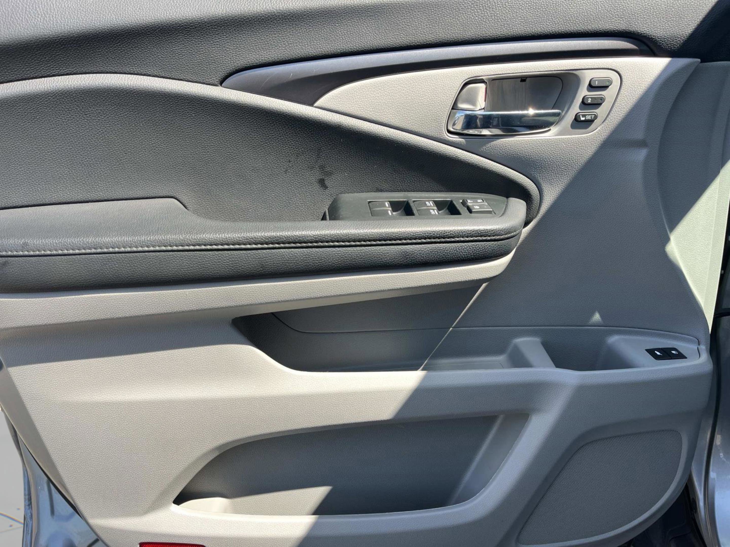 Used 2022 Honda Pilot Special Edition image 26