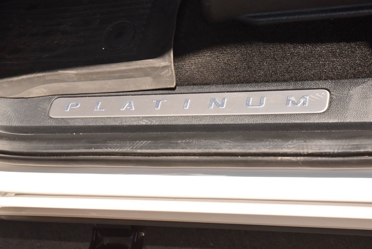 Used 2018 Ford Expedition Max Platinum AWD/4WD image 37