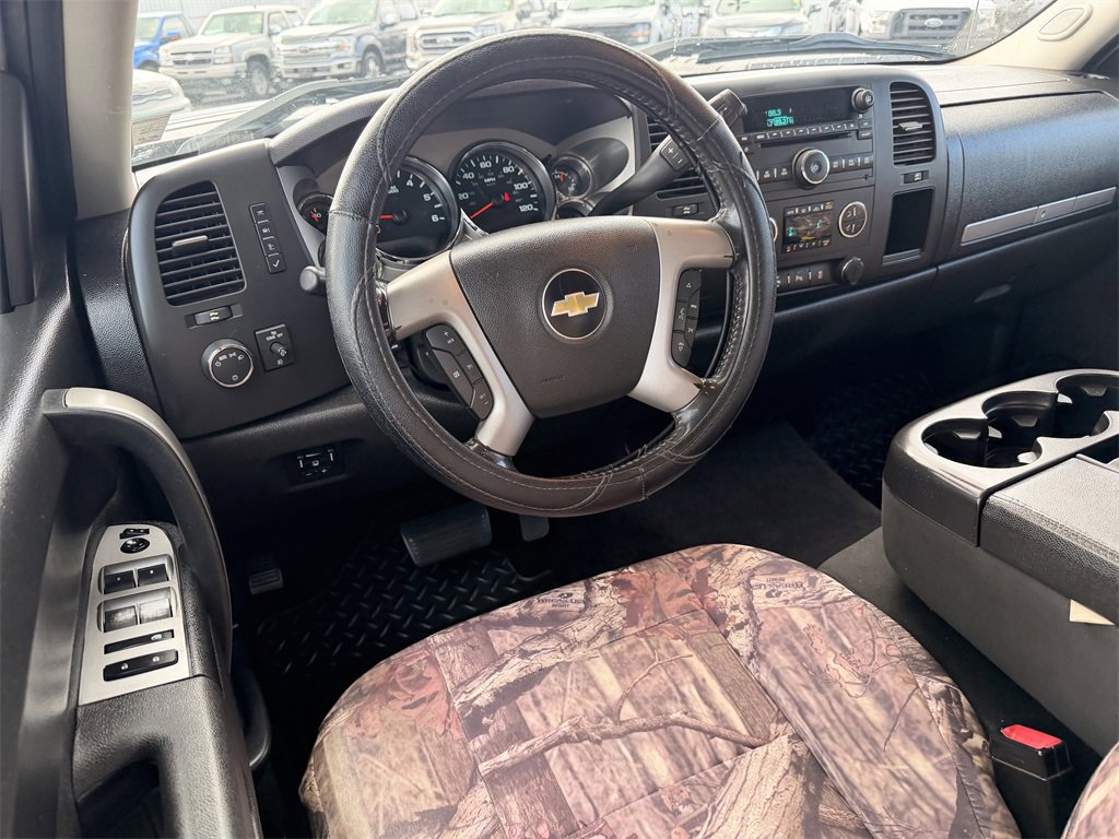 Used 2012 Chevrolet Silverado 2500 LT w/ Interior Plus Package image 13