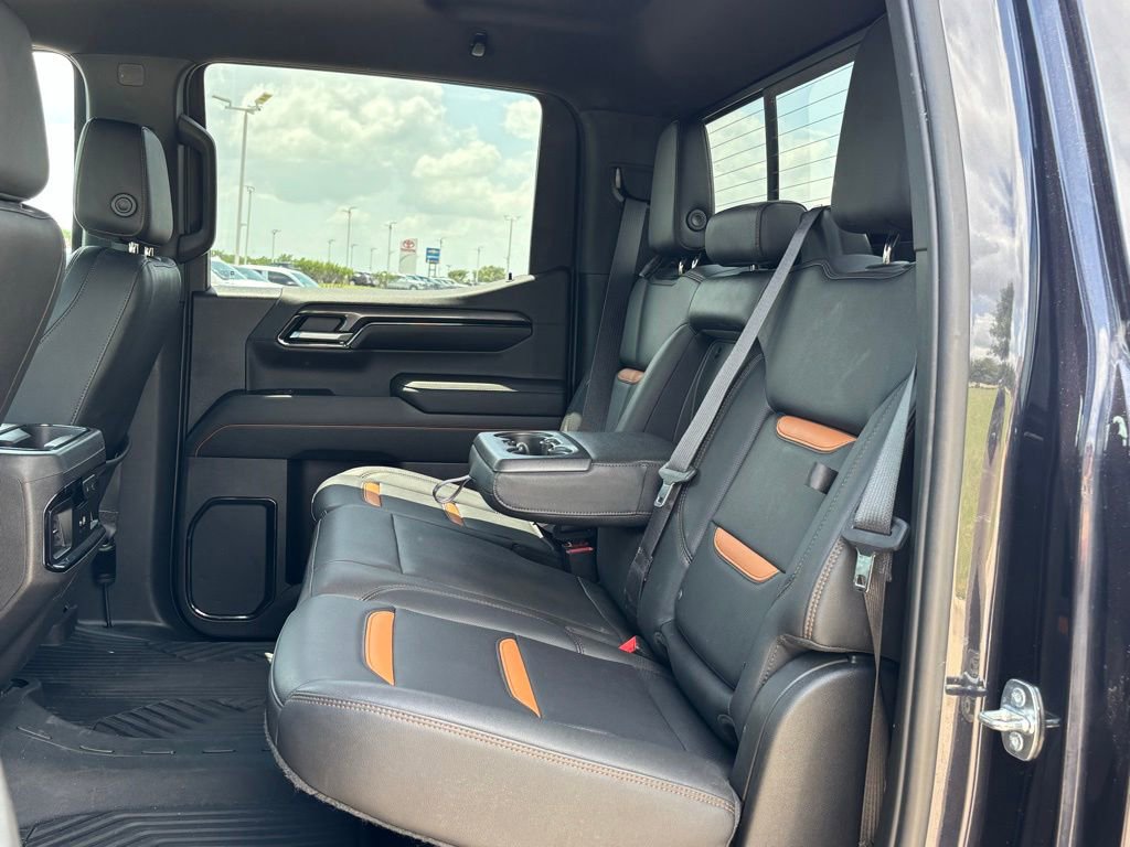 Used 2022 GMC Sierra 1500 AT4 w/ AT4 Preferred Package AWD/4WD image 14