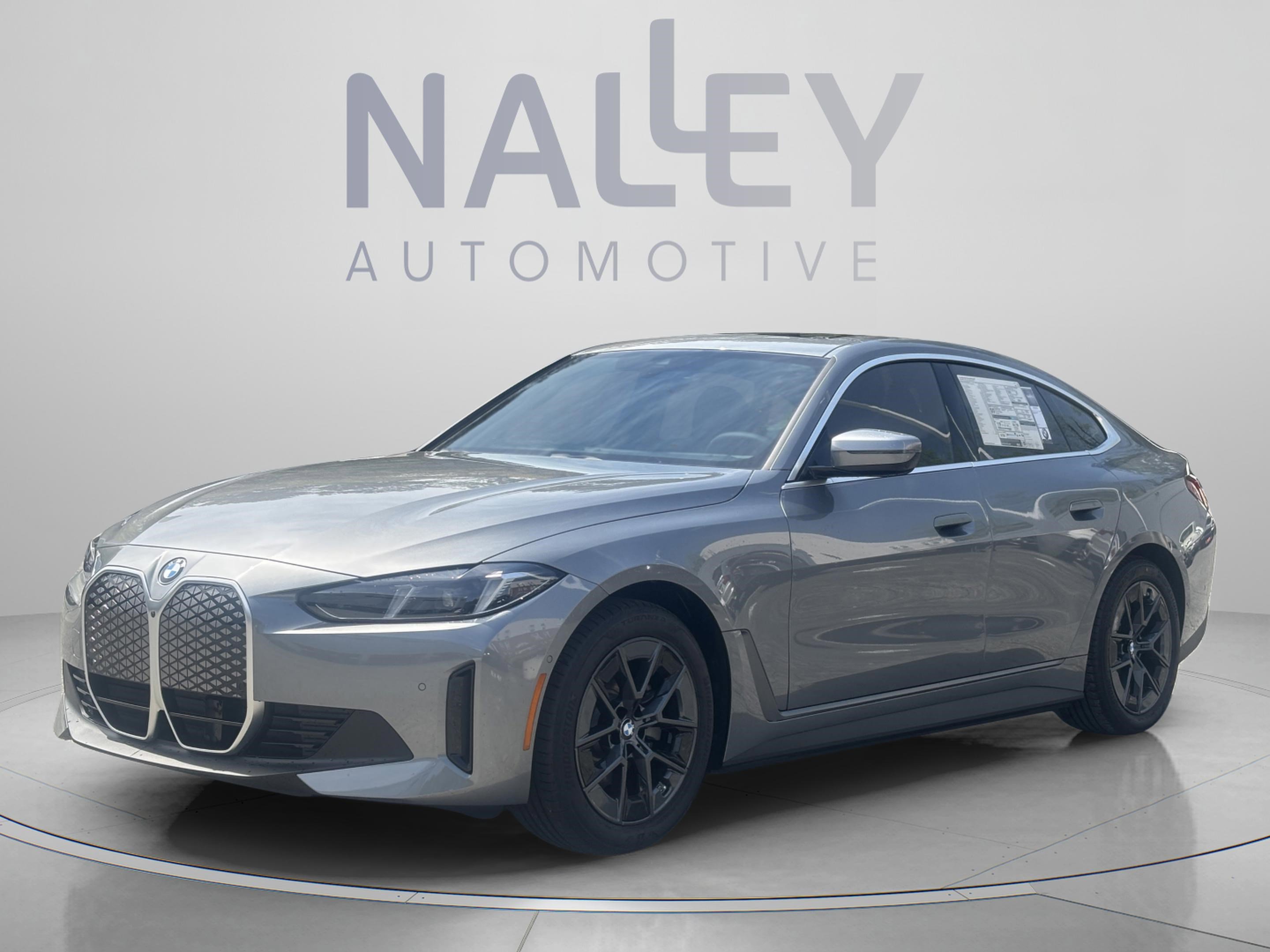Used 2026 BMW i4 eDrive40 w/ Parking Assistance Package RWD image 1