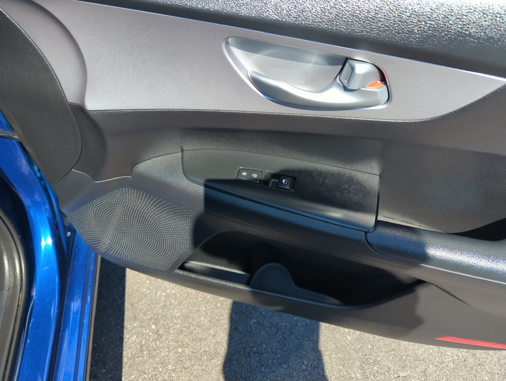 Used 2023 Kia Forte LXS FWD image 33