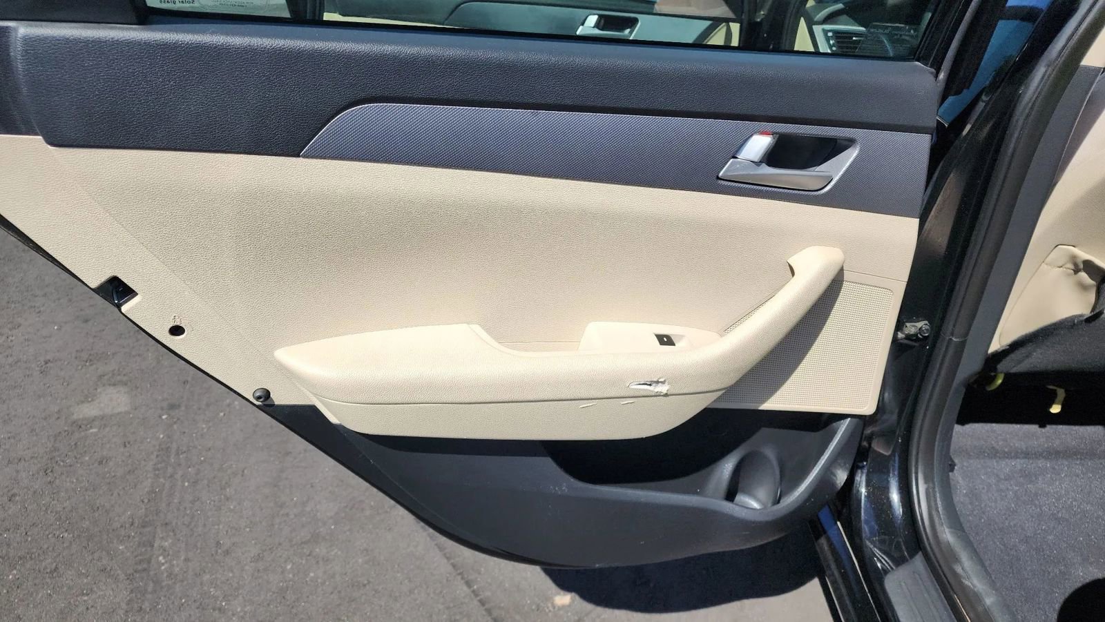 Used 2017 Hyundai Sonata SE image 18