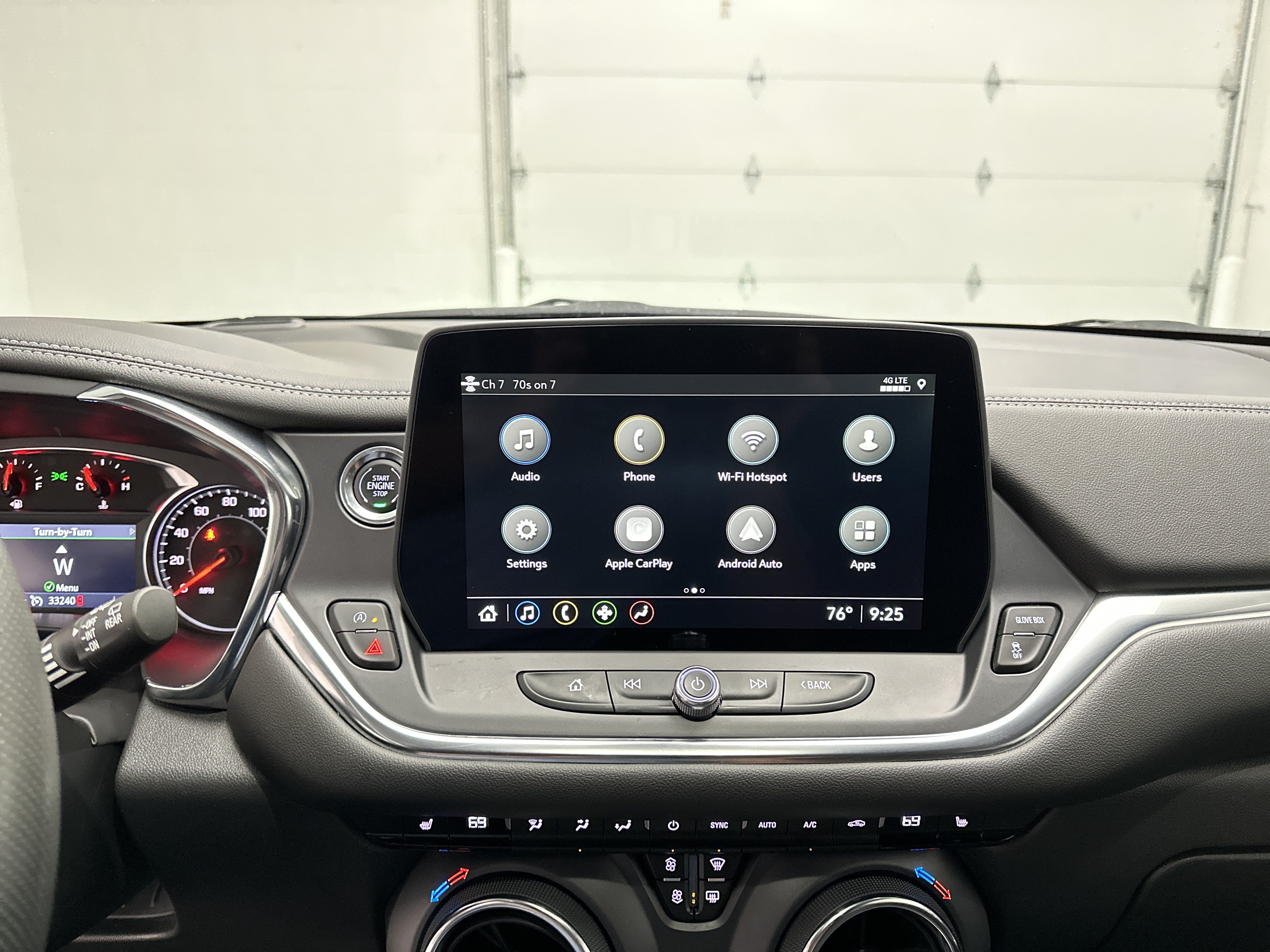 Used 2025 Chevrolet Blazer LT FWD image 26