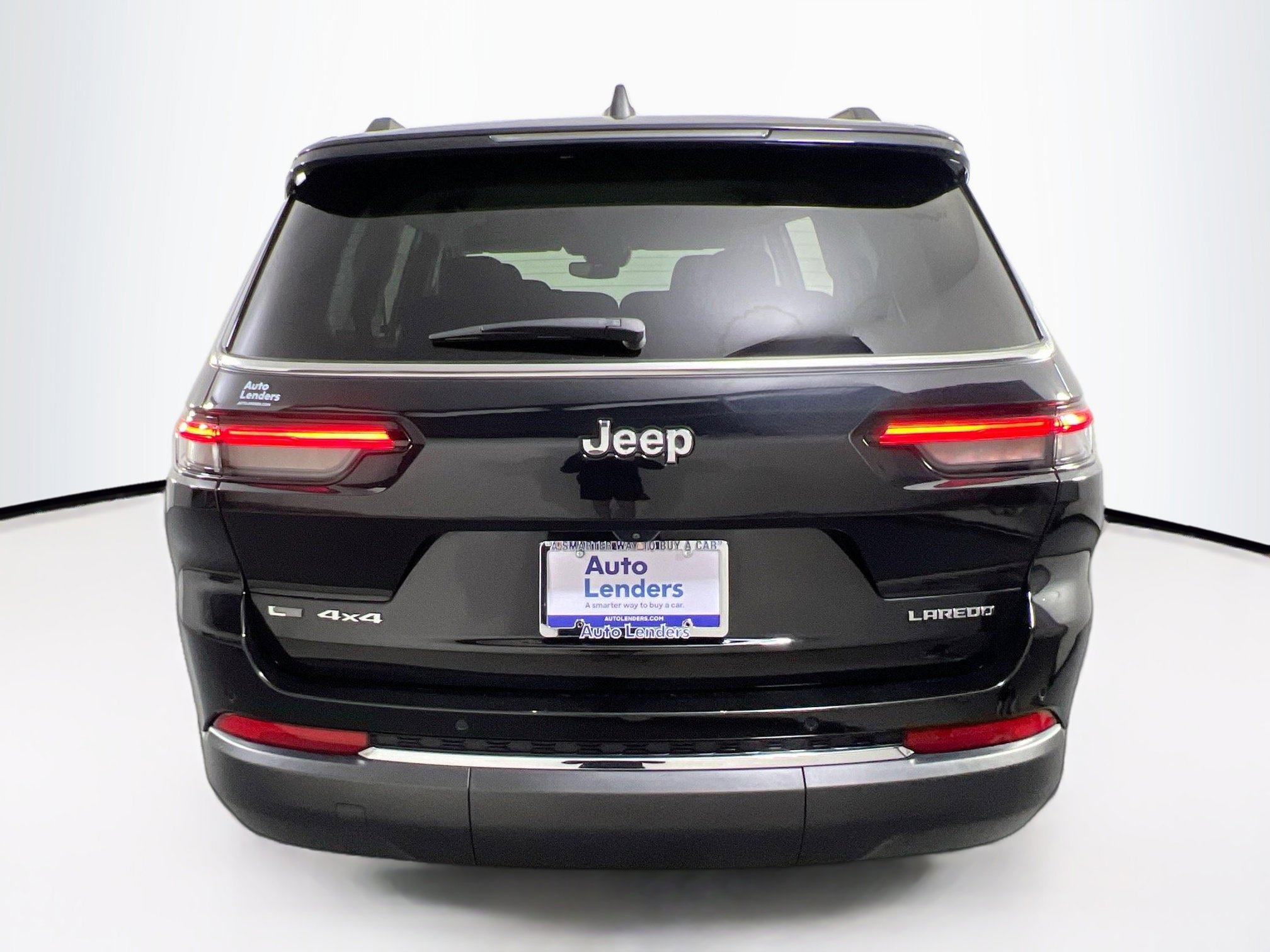 Used 2023 Jeep Grand Cherokee L Laredo AWD/4WD image 6