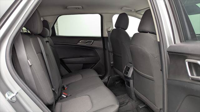 Used 2024 Kia Sportage LX FWD image 18