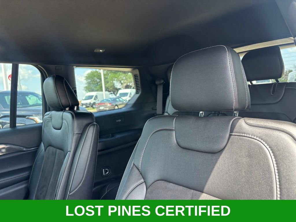 Used 2023 Jeep Grand Cherokee L Laredo AWD/4WD image 26