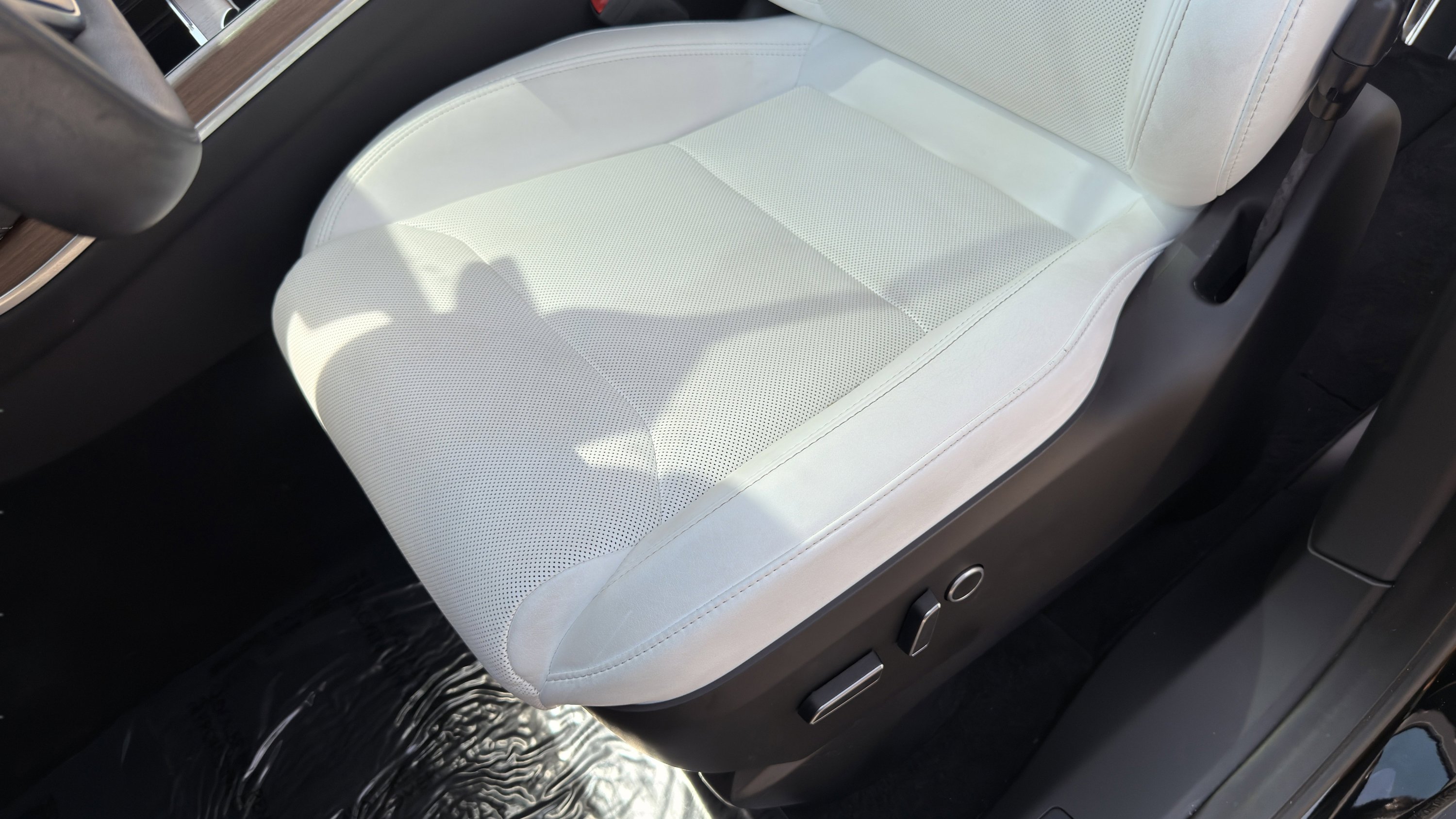 Used 2023 Tesla Model X Plaid AWD/4WD image 24