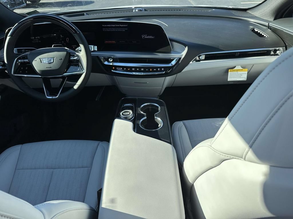 New 2026 Cadillac Lyriq Luxury RWD image 18