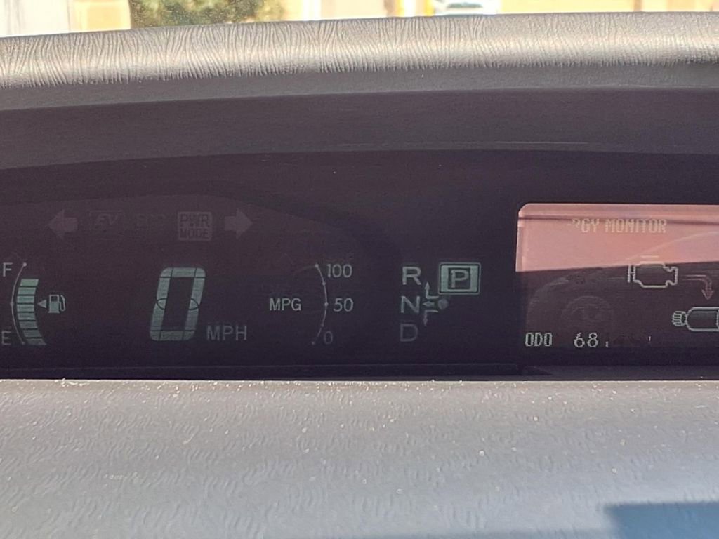 Used 2015 Toyota Prius Four image 12