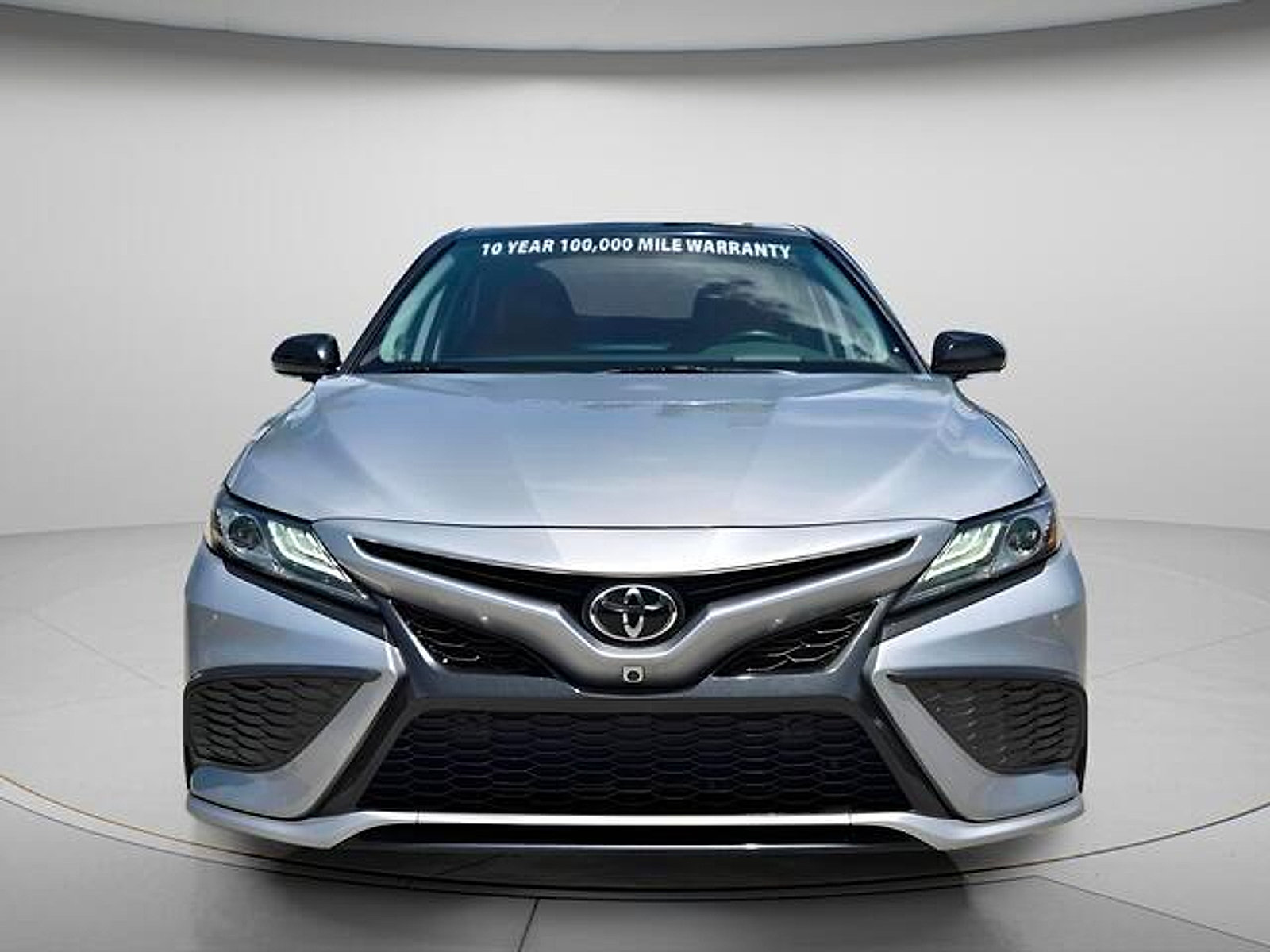 Used 2021 Toyota Camry XSE w/ Navigation Package FWD image 5