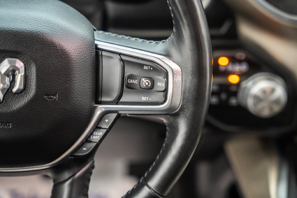 Used 2020 RAM 1500 Laramie AWD/4WD image 35