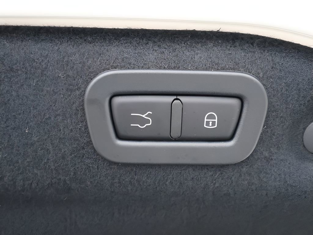 Used 2024 Maserati GranTurismo Modena AWD/4WD image 20