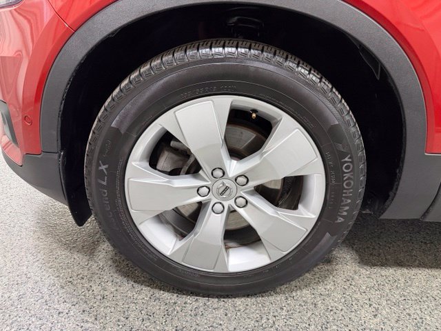 Used 2019 Volvo XC40 T5 Momentum AWD/4WD image 30
