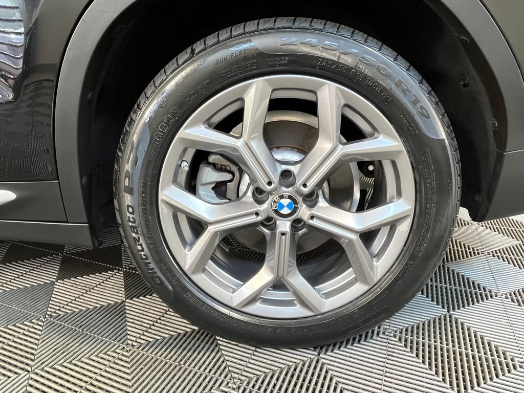 Used 2023 BMW X3 xDrive30i w/ Convenience Package AWD/4WD image 15