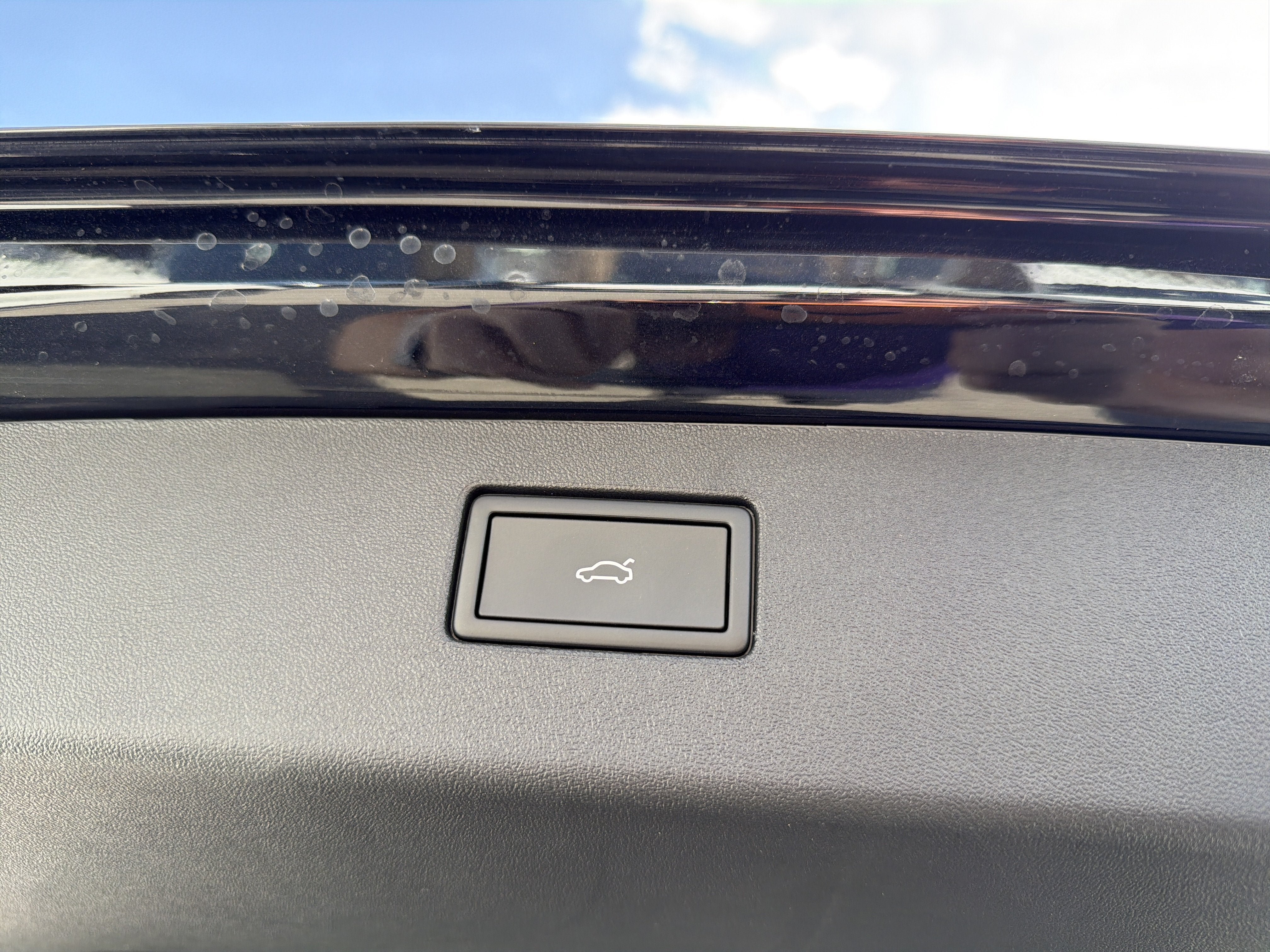 New 2026 Volkswagen Tiguan SE AWD/4WD image 26