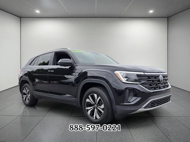 Certified 2025 Volkswagen Atlas Cross Sport SE AWD/4WD image 7