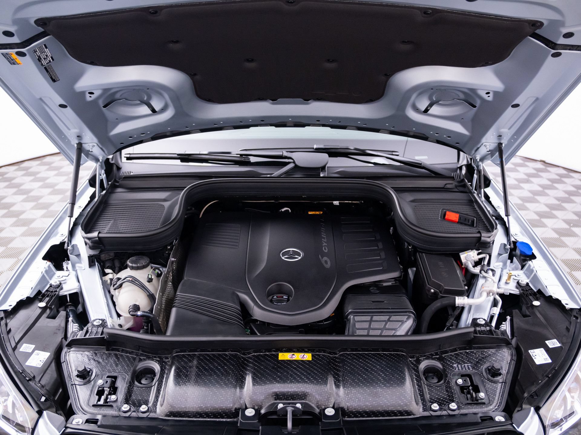 New 2026 Mercedes-Benz GLS 450 4MATIC image 32
