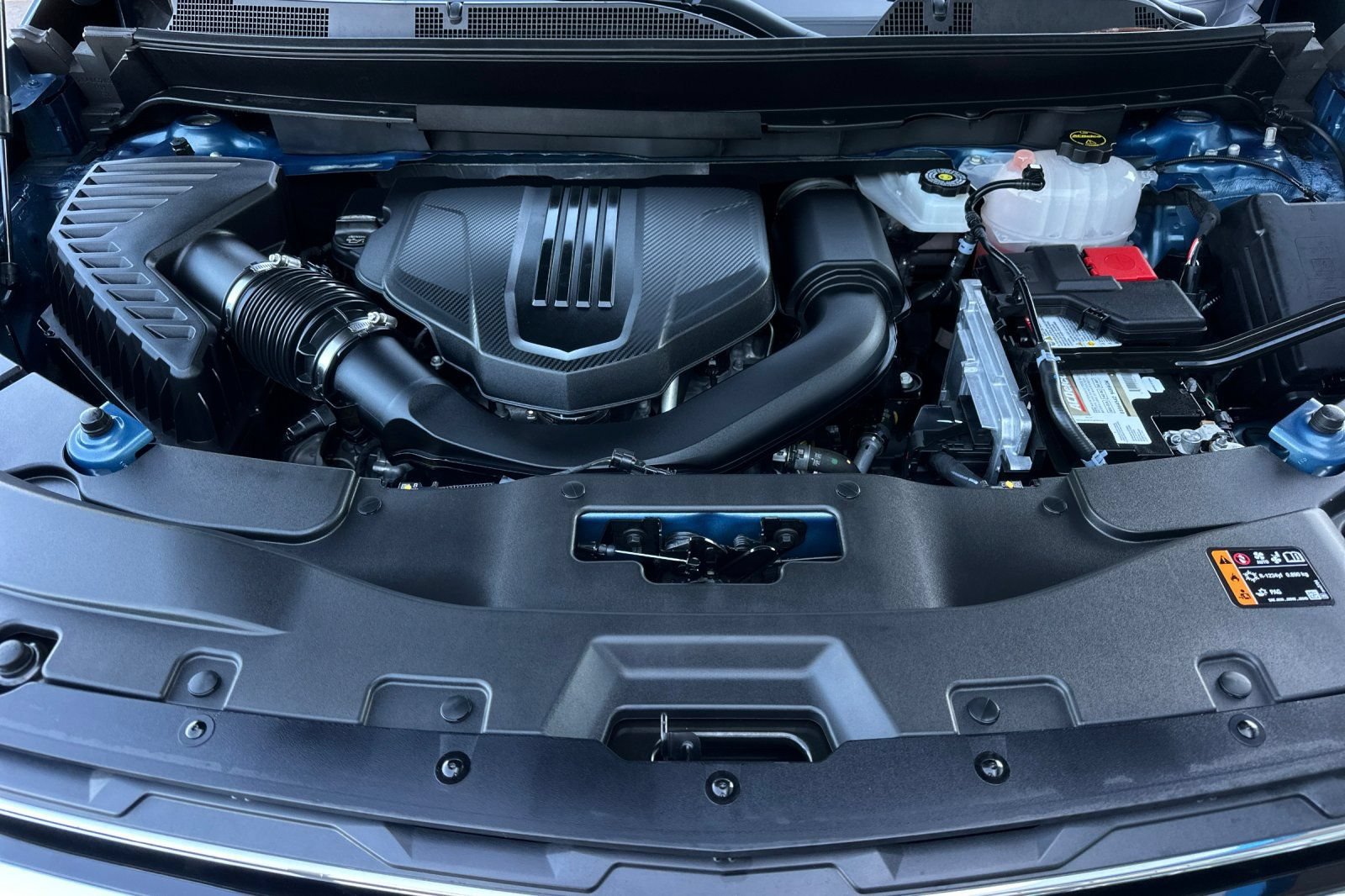 Certified 2025 Chevrolet Traverse LT w/ LPO, Floor Liner Package FWD image 25
