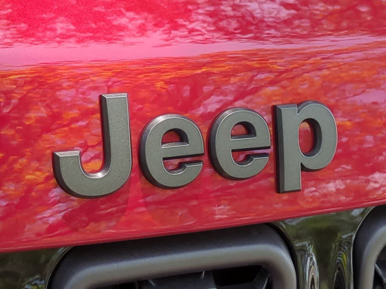 Certified 2026 Jeep Compass Latitude AWD/4WD image 12
