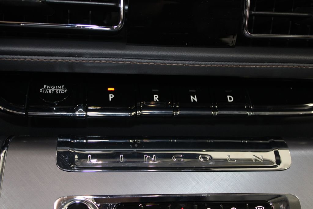 New 2026 Lincoln Aviator 2WD image 47