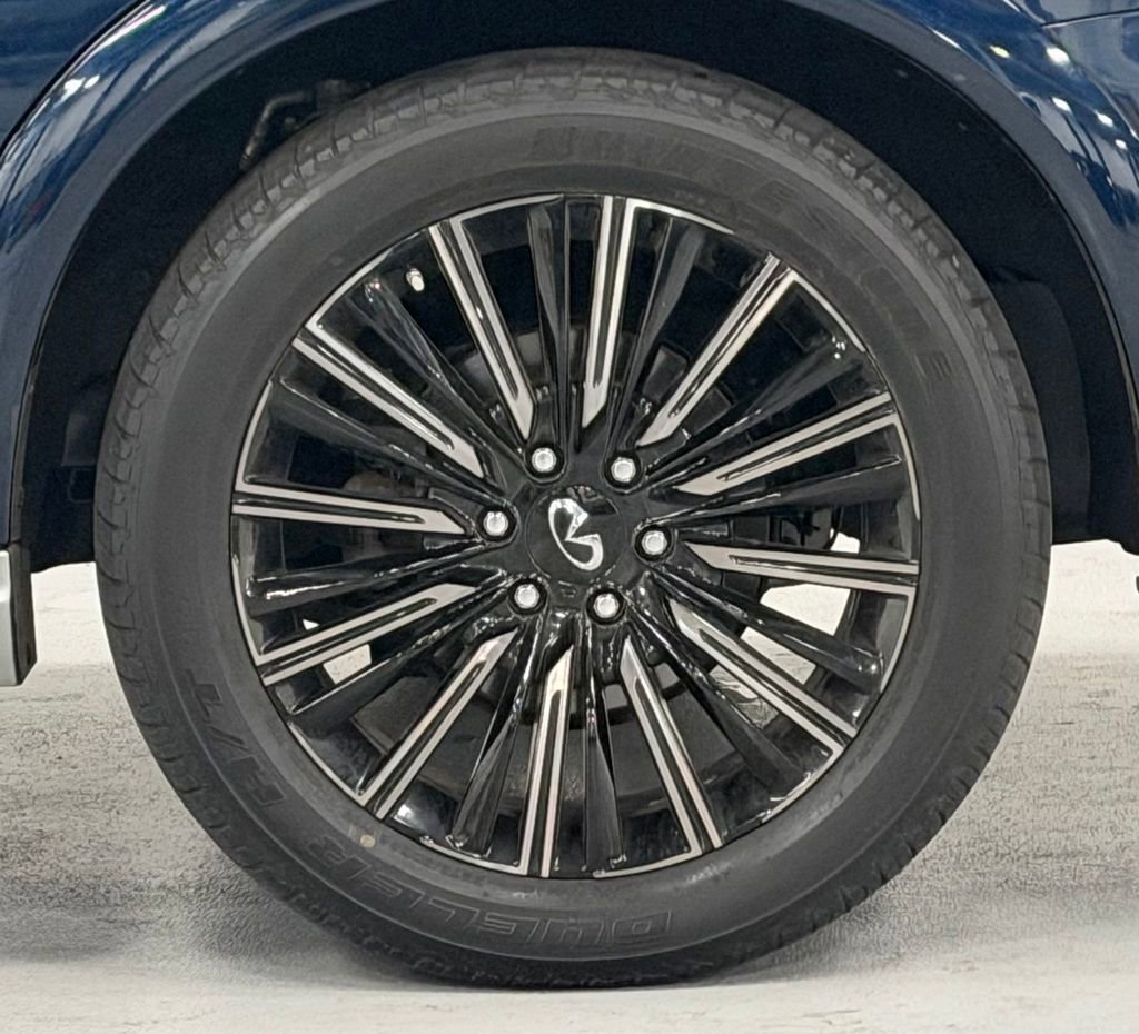 Used 2019 INFINITI QX80 Limited w/ All-Season Package AWD/4WD image 6