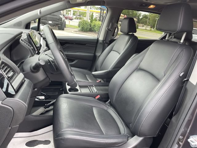 Used 2024 Honda Odyssey Touring image 11