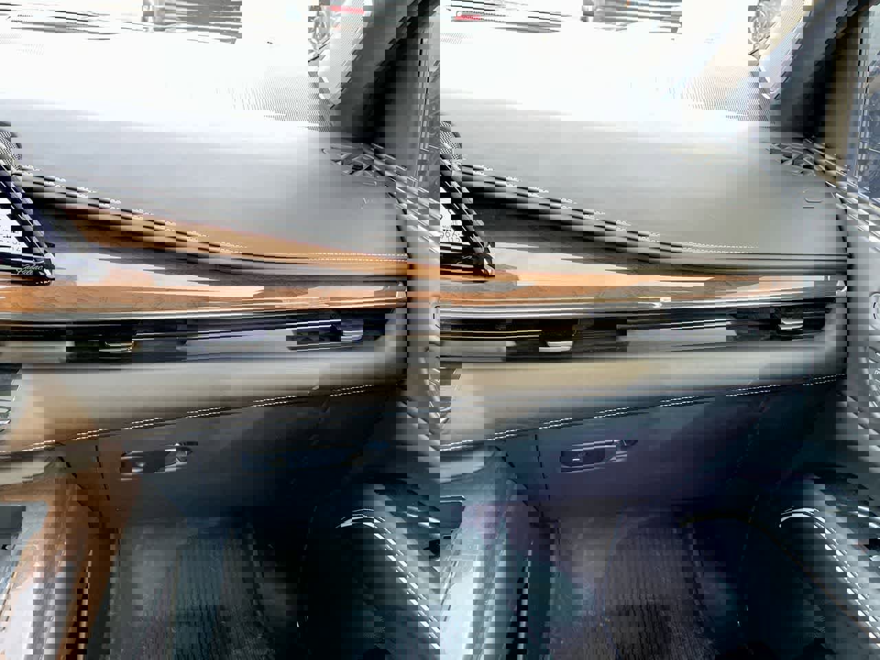 Used 2023 Cadillac Escalade Sport Platinum w/ Heavy-Duty Trailer Package image 16