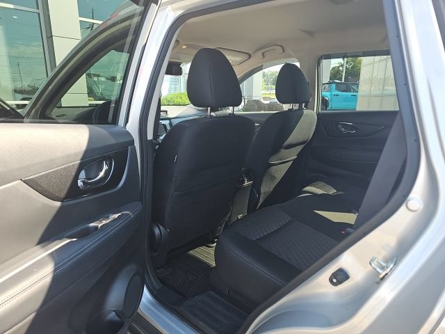 Used 2020 Nissan Rogue S w/ Special Edition Package AWD/4WD image 6