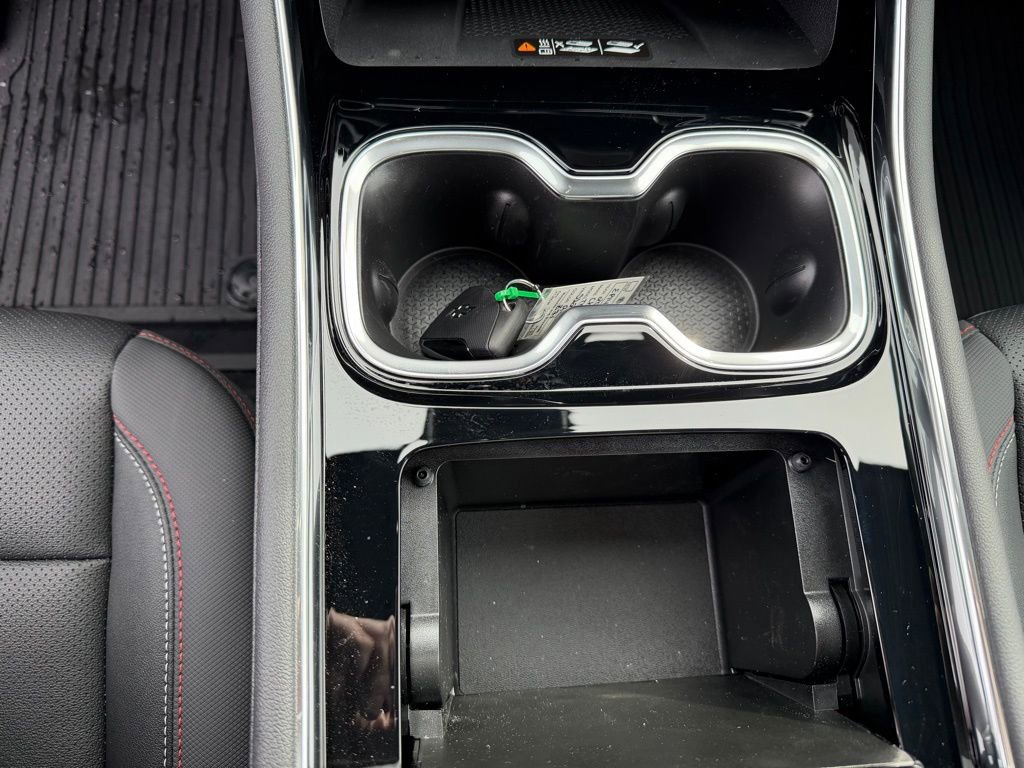 Used 2025 Chevrolet Traverse Z71 w/ Driver Confidence Package image 16