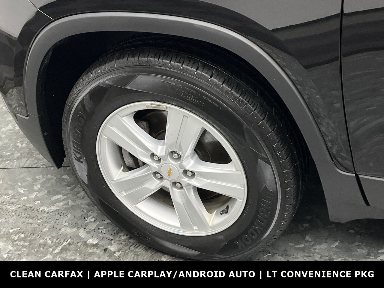 Used 2020 Chevrolet Trax LT w/ LT Convenience Package image 27