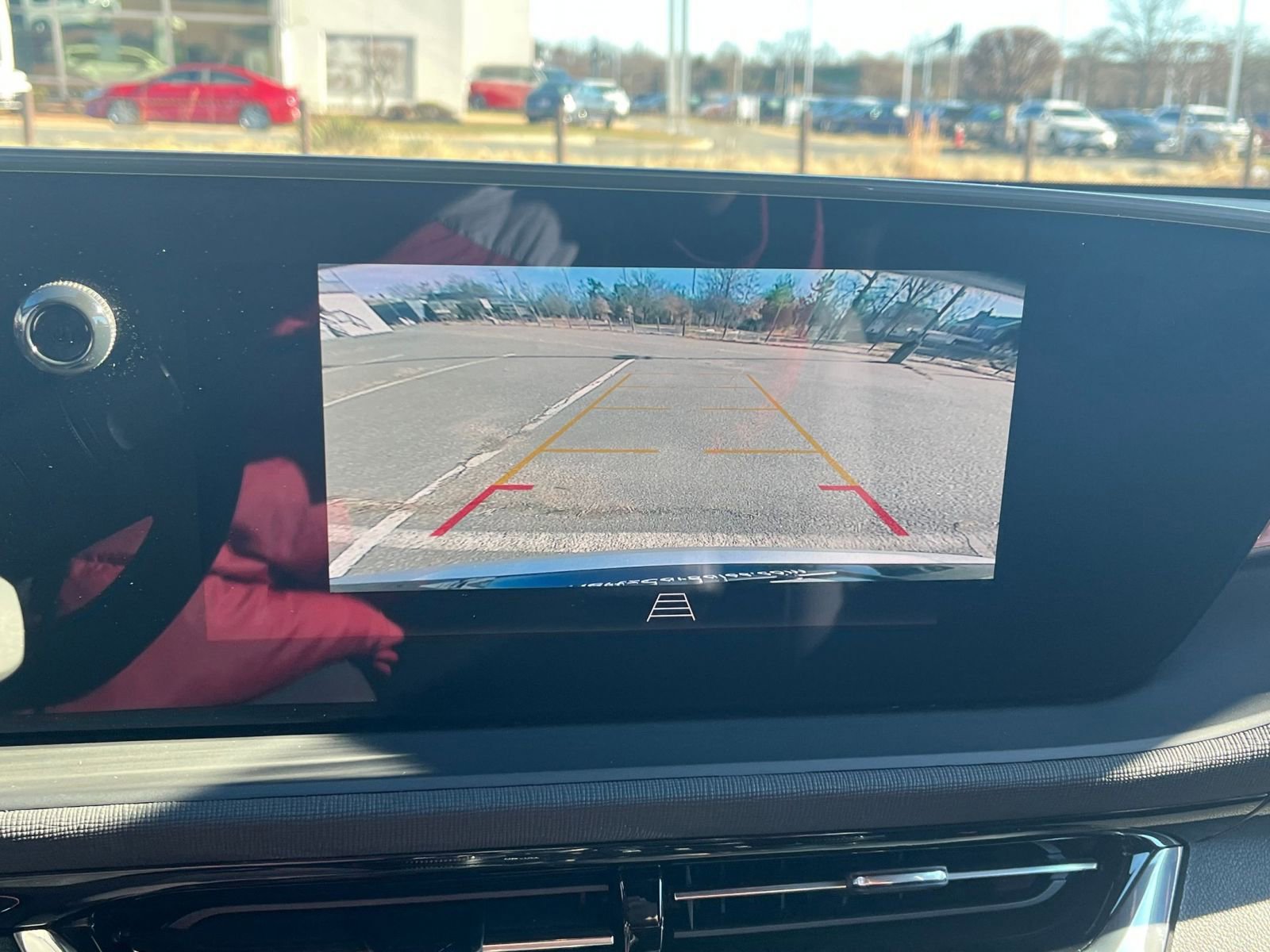 Used 2025 Buick Envista Sport Touring image 17