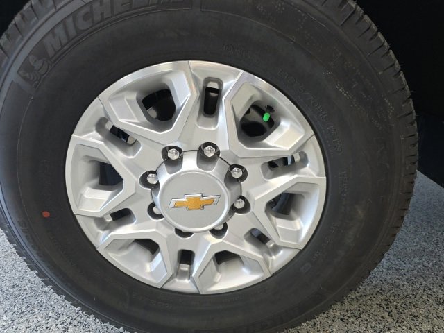 Used 2024 Chevrolet Silverado 2500 LTZ w/ LTZ Plus Package image 27