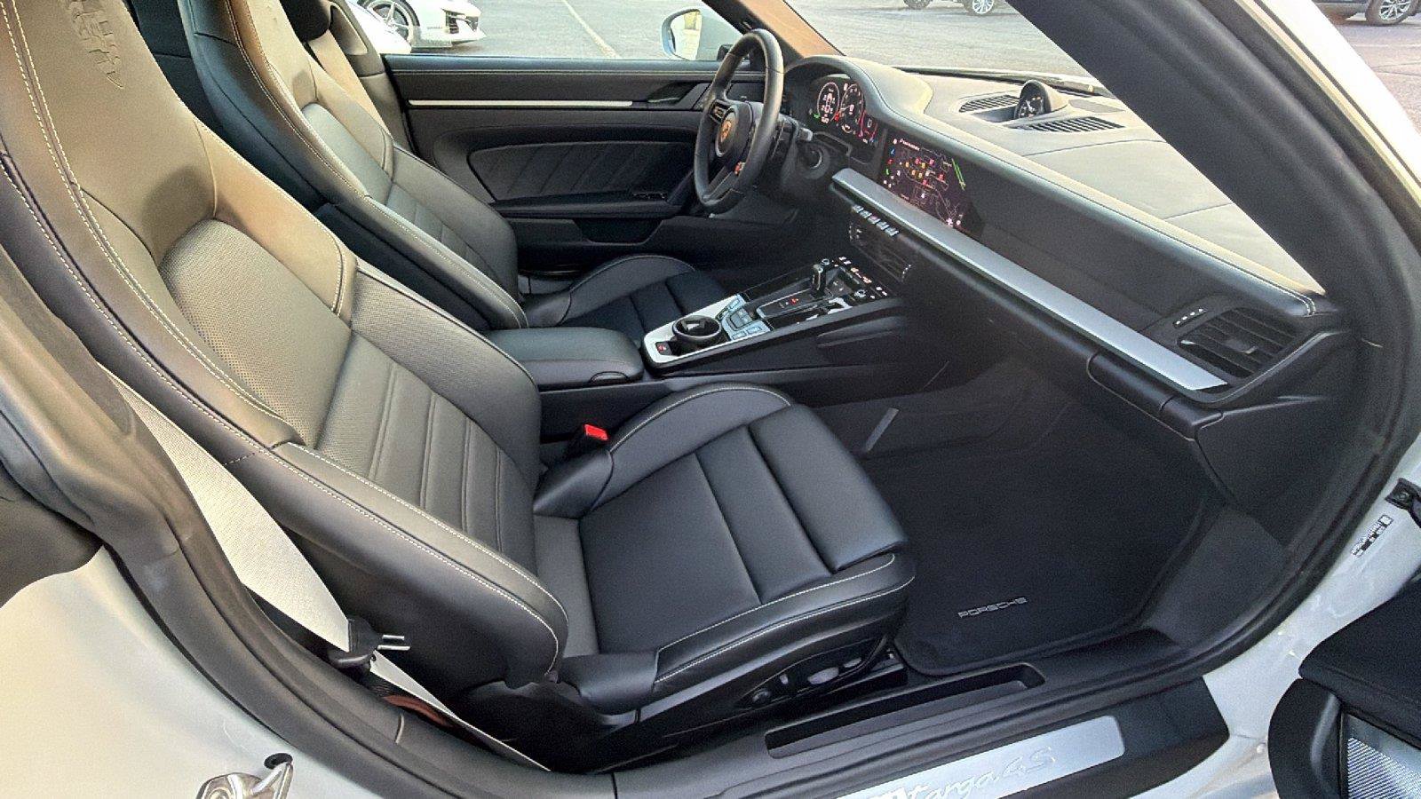 Used 2026 Porsche 911 Targa 4S AWD/4WD image 19