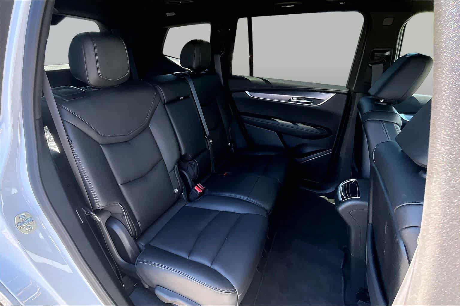 Used 2024 Cadillac XT6 Luxury FWD image 19